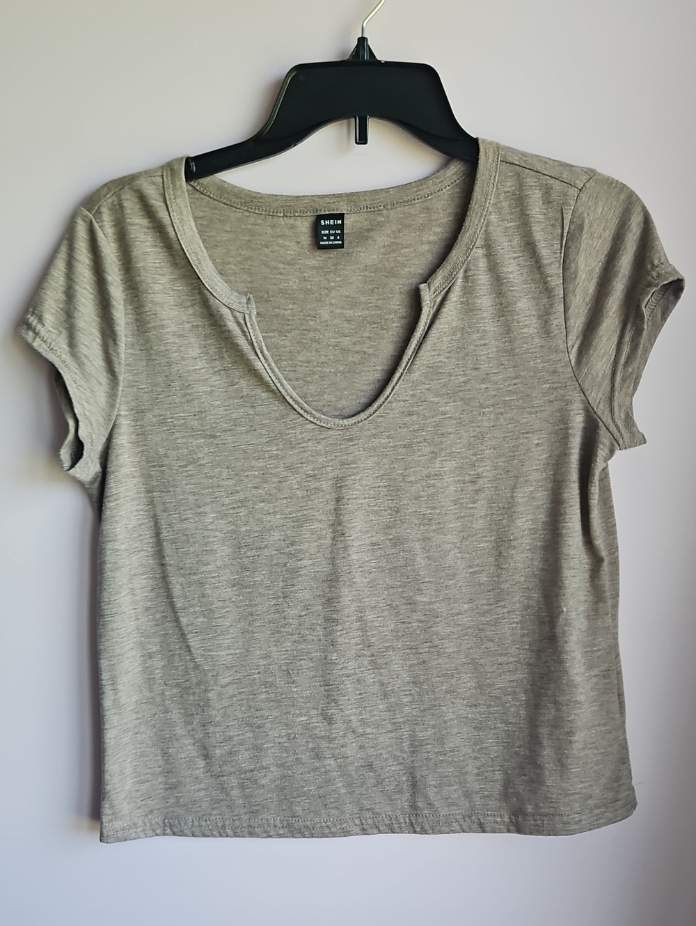 SHEIN Light Gray Notch-Neck Short Sleeve Tee
